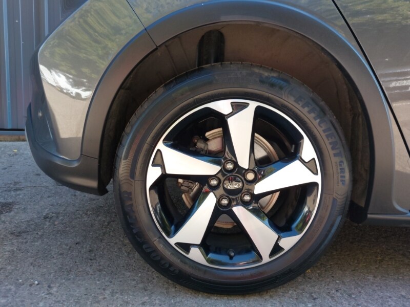 Used Ford Focus 2023 for sale - 76054033: Photo 13