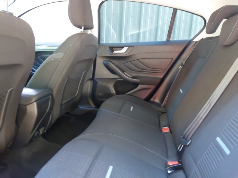 Used Ford Focus 2023 for sale - 76054033: Photo 6