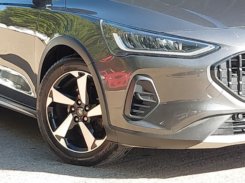 Used Ford Focus 2023 for sale - 76054033: Photo 9