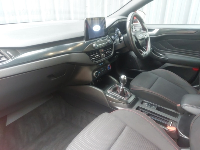 Used Ford Focus 2019 for sale - 76451117: Photo 5