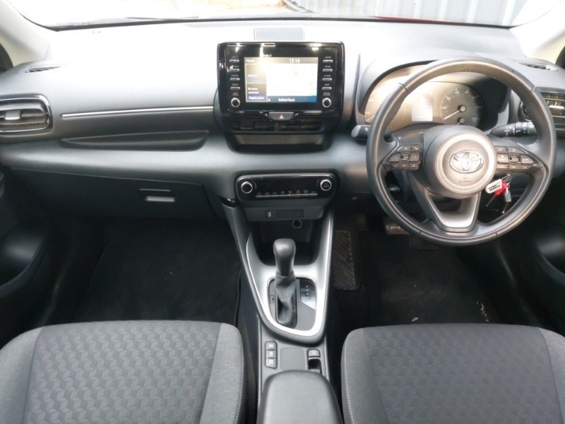 Used Toyota Yaris 2022 for sale - 77004656: Photo 2