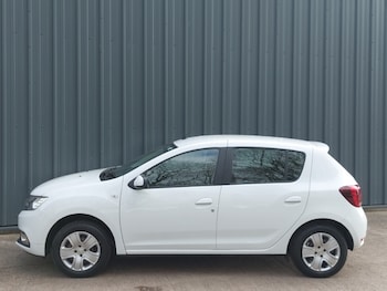 Used Dacia Sandero 2019 for sale - 77907564: Photo
