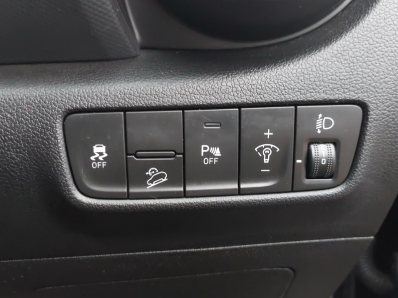 Used Hyundai KONA 2021 for sale - 76987444: Photo 17