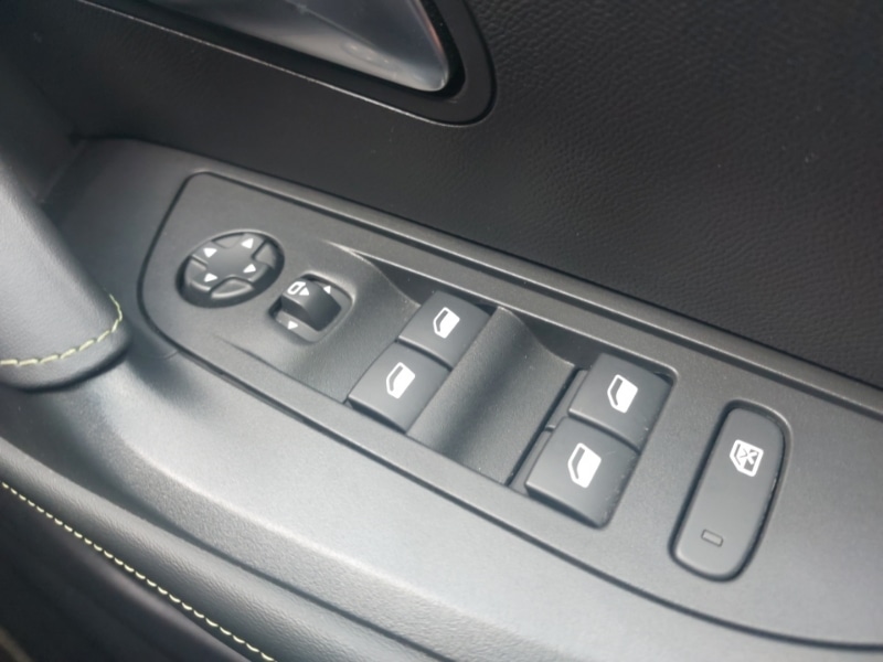 Used Peugeot 2008 2024 for sale - 76920394: Photo 19