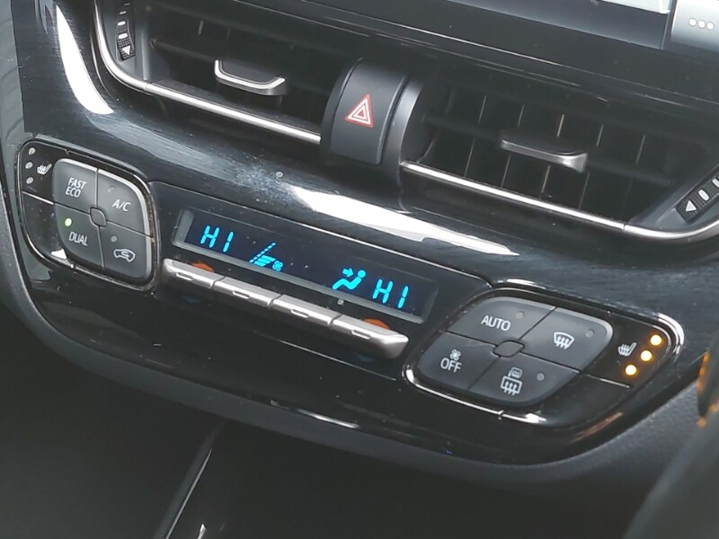 Used Toyota C-HR 2018 for sale - 77689779: Photo 17