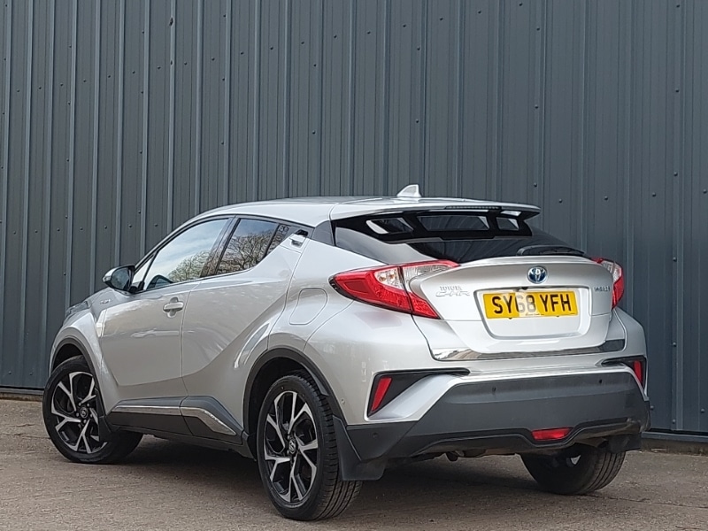 Used Toyota C-HR 2018 for sale - 77689779: Photo 3