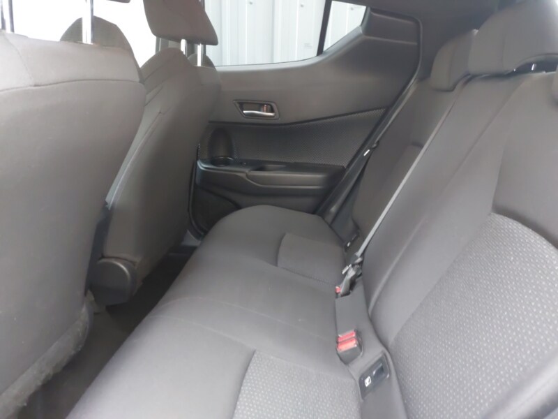 Used Toyota C-HR 2018 for sale - 77689779: Photo 6