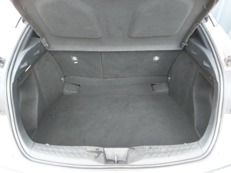 Used Toyota C-HR 2018 for sale - 77689779: Photo 8