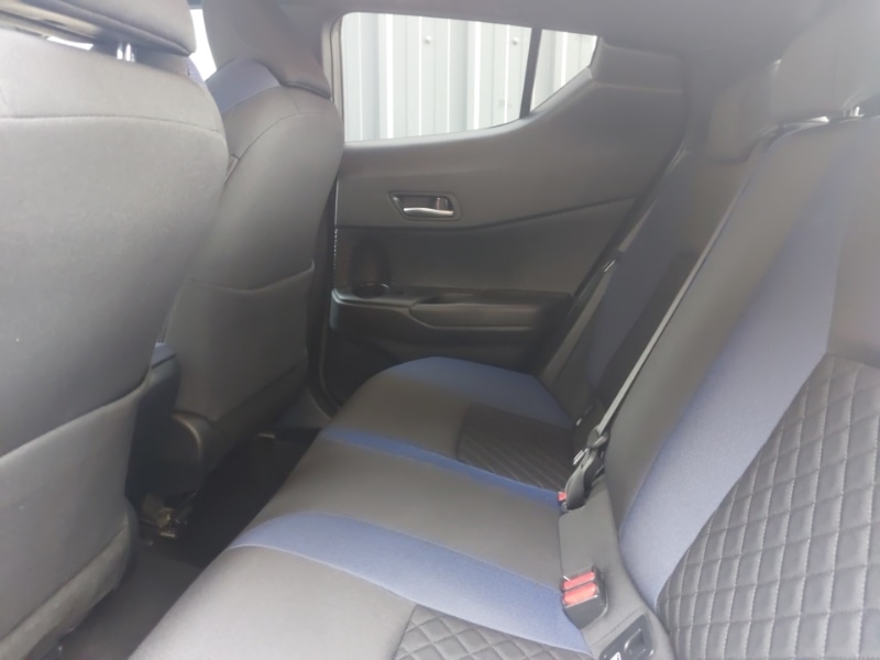 Used Toyota C-HR 2020 for sale - 78037196: Photo 6