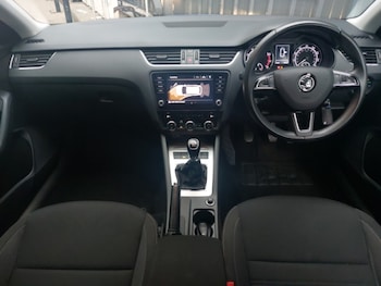 Used Skoda Octavia 2020 for sale - 78916597: Photo
