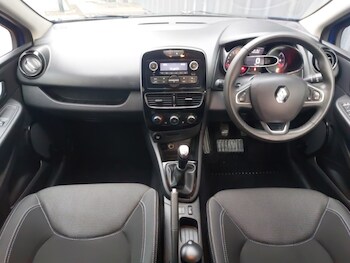 Used Renault Clio 2018 for sale - 77352731: Photo