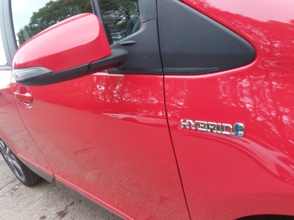 Used Toyota Yaris 2020 for sale - 76221437: Photo 13