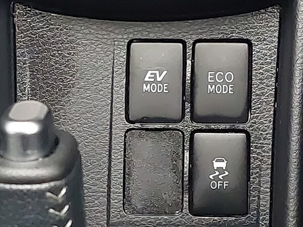 Used Toyota Yaris 2020 for sale - 76221437: Photo 18