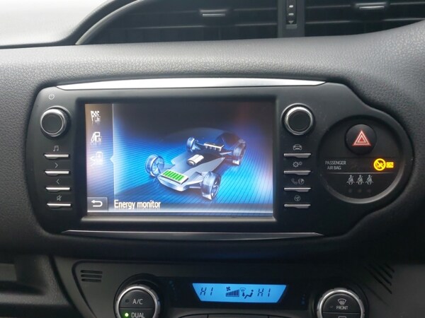 Used Toyota Yaris 2020 for sale - 76221437: Photo 7
