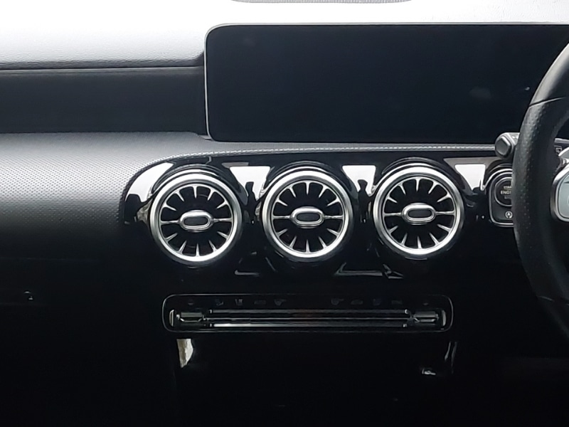 Used Mercedes-Benz A-Class 2018 for sale - 76721713: Photo 11