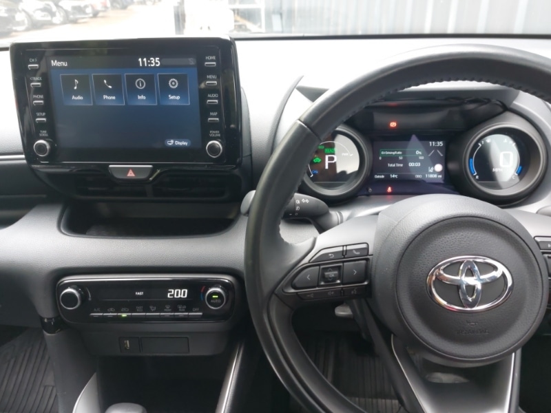 Used Toyota Yaris 2022 for sale - 76571473: Photo 11