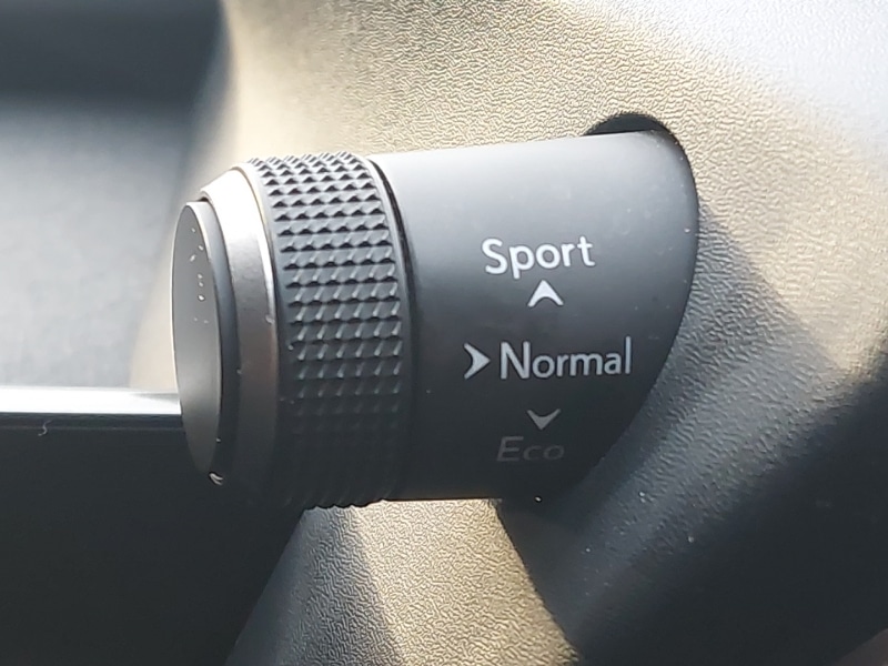 Used Lexus UX 2023 for sale - 76920375: Photo 19