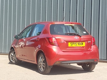Used Toyota Yaris 2015 for sale - 79231491: Photo