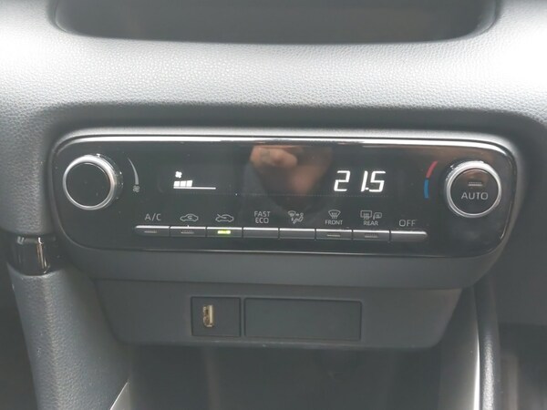 Used Toyota Yaris 2022 for sale - 76208425: Photo 15