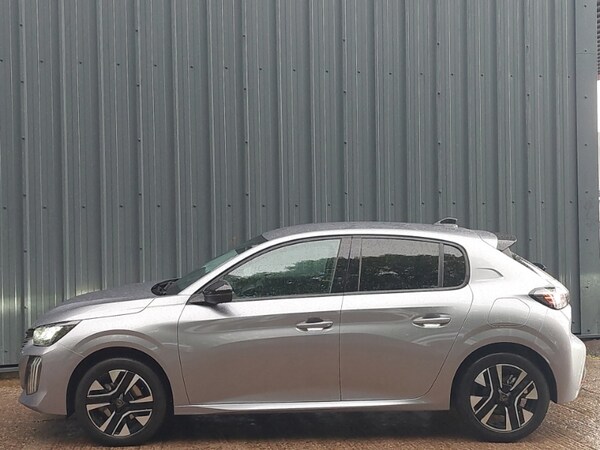 Used Peugeot 208 2025 for sale - 75691658: Photo 4