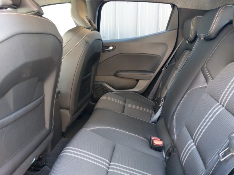 Used Renault Clio 2023 for sale - 78151313: Photo 6