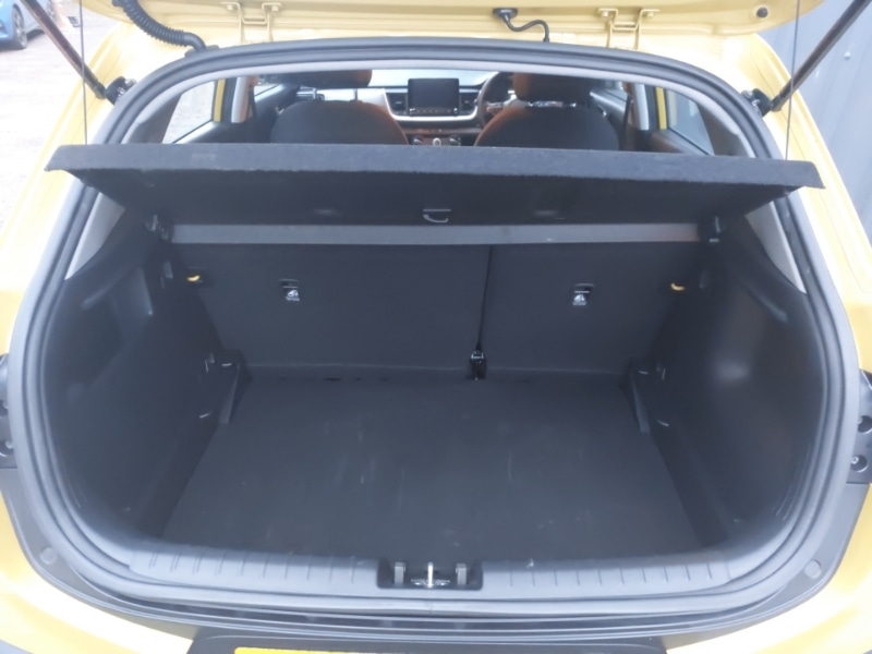 Used Kia Stonic 2023 for sale - 76511700: Photo 8