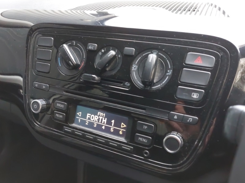 Used Volkswagen up! 2015 for sale - 76795563: Photo 15