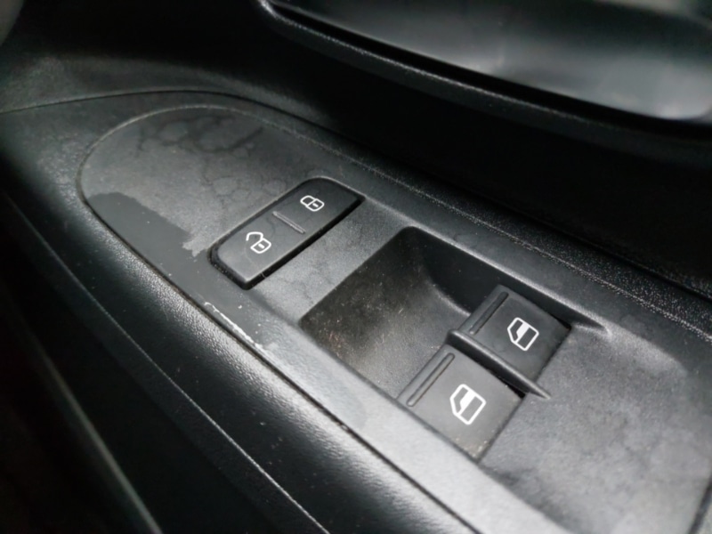 Used Volkswagen up! 2015 for sale - 76795563: Photo 16