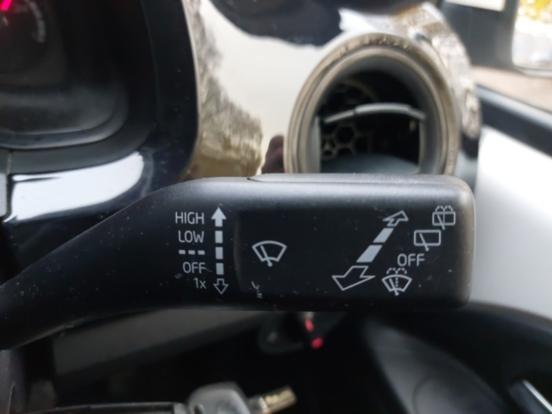 Used Volkswagen up! 2015 for sale - 76795563: Photo 18