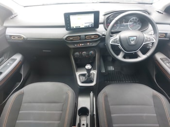 Used Dacia Sandero Stepway 2022 for sale - 76537024: Photo