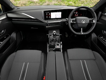 Used Vauxhall Astra 2025 for sale - 75362657: Photo