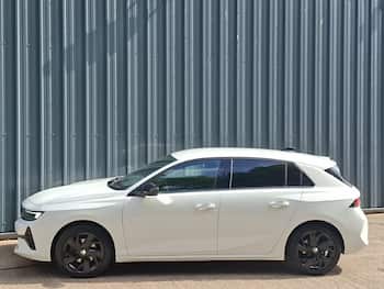 Used Vauxhall Astra 2023 for sale - 79630922: Photo