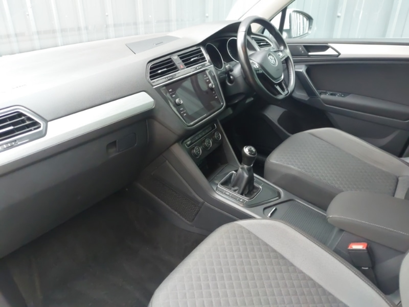 Used Volkswagen Tiguan 2018 for sale - 76763898: Photo 5