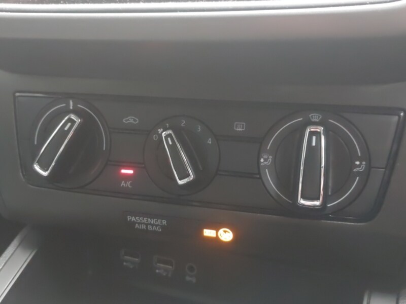 Used SEAT Ibiza 2018 for sale - 77992456: Photo 18