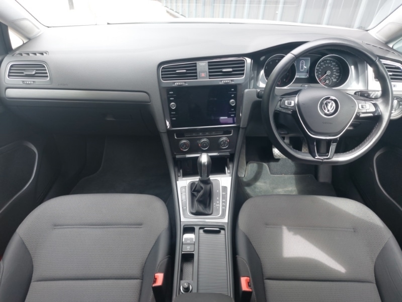 Used Volkswagen Golf 2019 for sale - 77424497: Photo 2