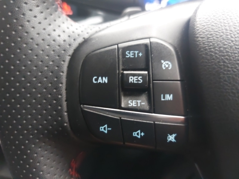 Used Ford Focus 2023 for sale - 77761620: Photo 15