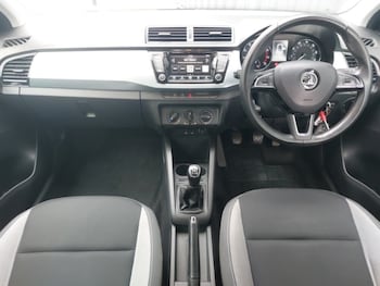 Used Skoda Fabia 2017 for sale - 77972156: Photo