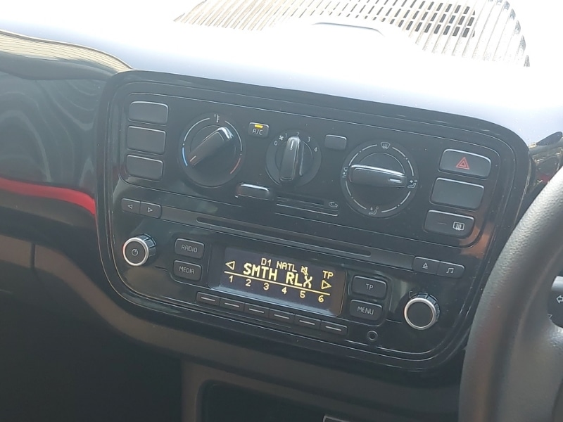 Used Volkswagen up! 2015 for sale - 76317675: Photo 15