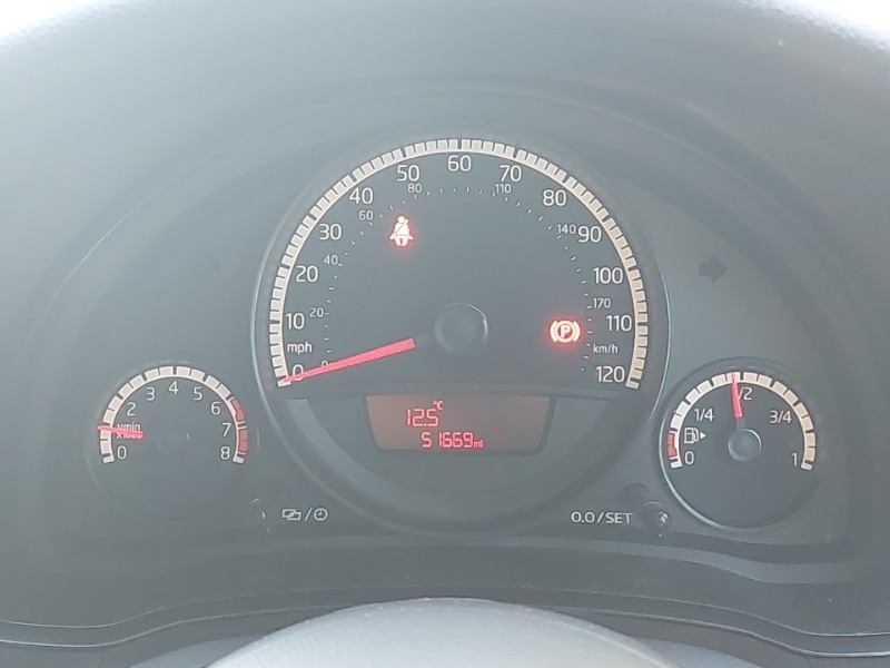 Used Volkswagen up! 2015 for sale - 76317675: Photo 18