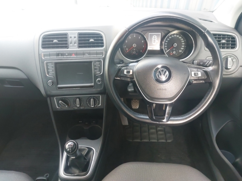 Used Volkswagen Polo 2015 for sale - 77987607: Photo 7