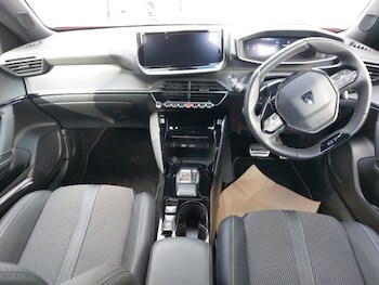 Used Peugeot 2008 2025 for sale - 77837688: Photo