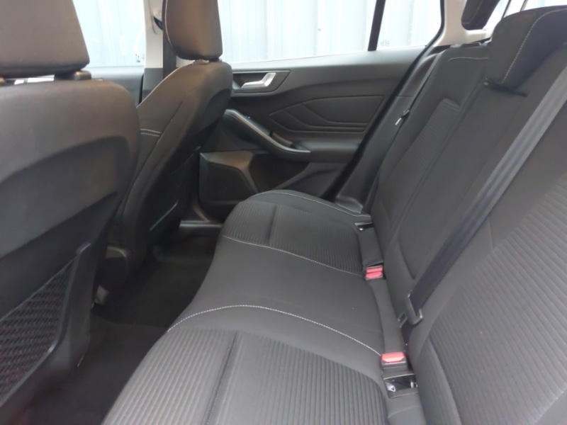 Used Ford Focus 2022 for sale - 76975058: Photo 6