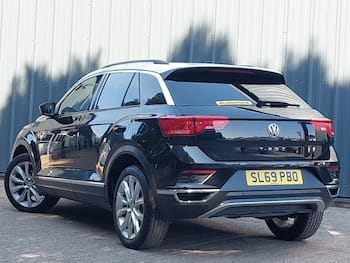 Used Volkswagen T-Roc 2019 for sale - 79704076: Photo