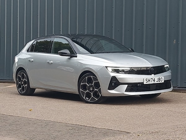 Used Vauxhall Astra 2024 for sale - 76221092: Photo 1