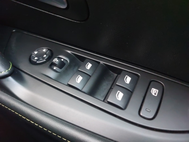 Used Peugeot 208 2023 for sale - 77252513: Photo 18