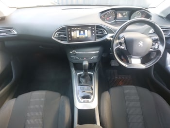 Used Peugeot 308 2016 for sale - 79157542: Photo