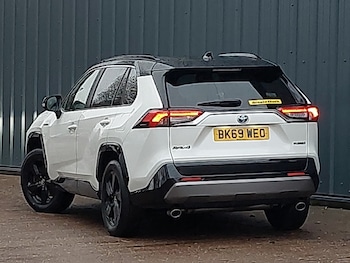 Used Toyota RAV4 2019 for sale - 77556278: Photo