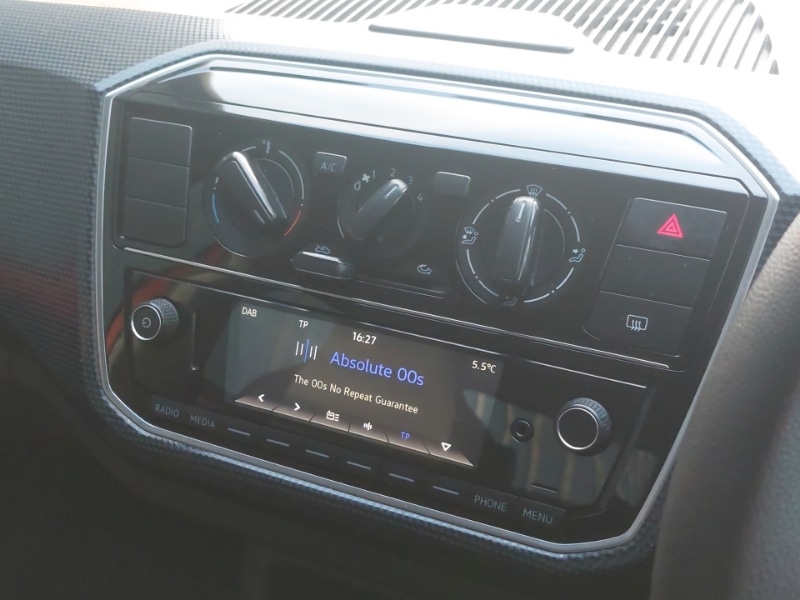 Used Volkswagen up! 2018 for sale - 77008716: Photo 15