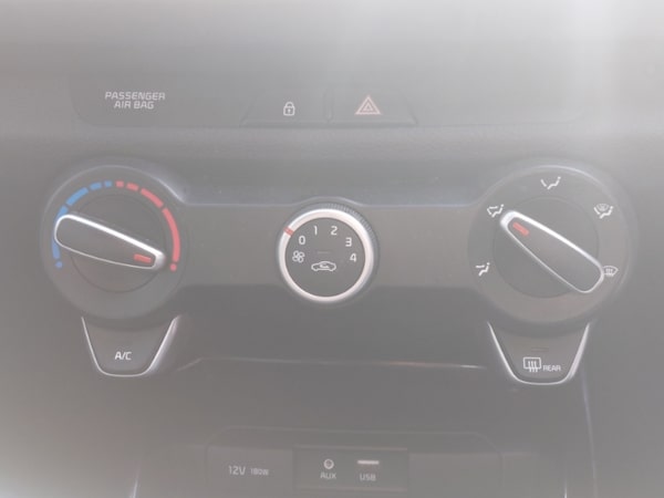 Used Kia Rio 2019 for sale - 76213623: Photo 19