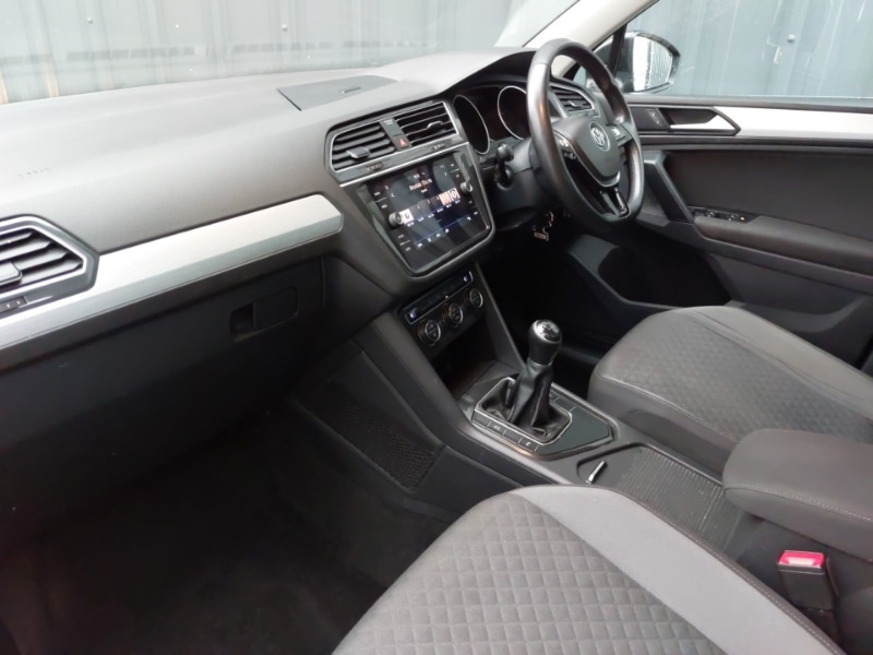 Used Volkswagen Tiguan 2018 for sale - 77202074: Photo 5